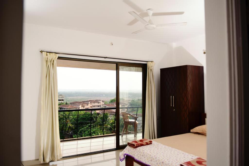 3 Bhk Apartment With River View ปณชี ภายนอก รูปภาพ